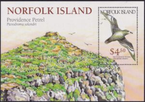 Norfolk Island 1999 - Providence Petrel - Miniature Sheet SG 702, Mint Unhinged (Cat £10.00)